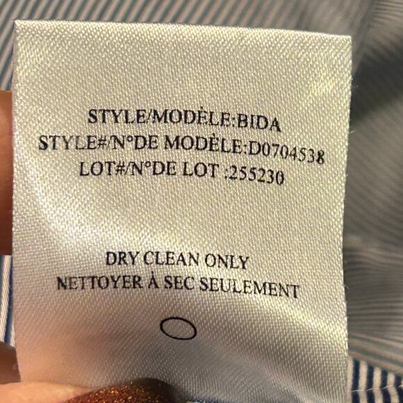 Theory Blouse Bida Blue & white pinstripe Size Large - Picture 7 of 7